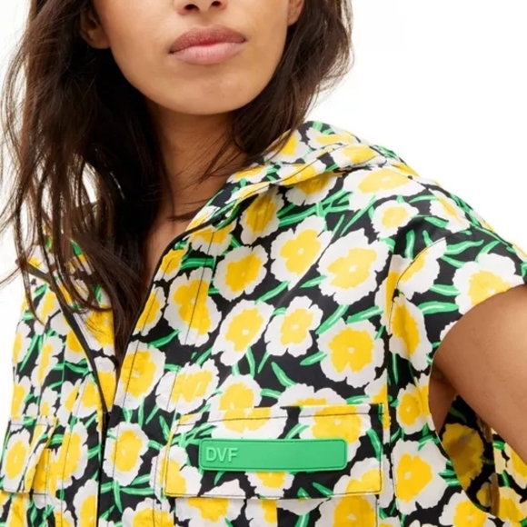 NWT Diane Von Furstenberg X Target Packable Poppy Short Sleeve Hooded Vest Small - Picture 4 of 17